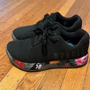 NoBull floral trainer plus +